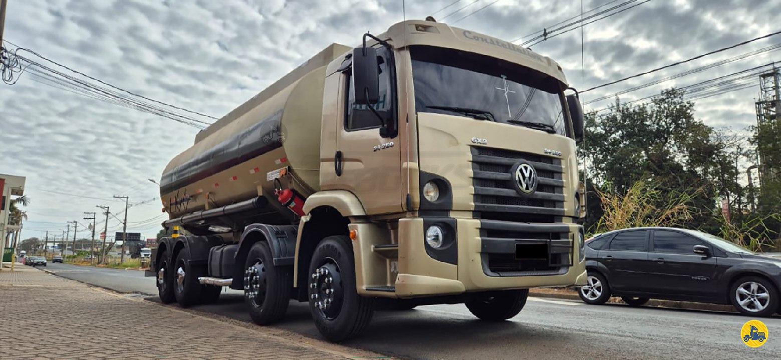 CAMINHAO VOLKSWAGEN VW 24250 Tanque Aço BiTruck 8x2 Rebocks LIMEIRA SÃO PAULO SP